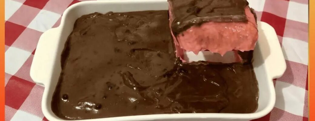 Mousse De Morango Com Ganache De Chocolate Fácil E Irresistível....