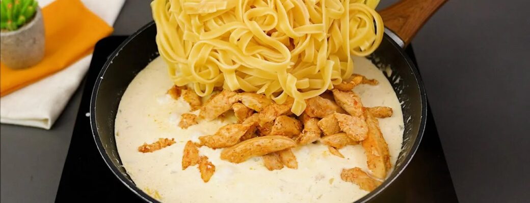 Fettuccine Cremoso Com Frango E Cogumelos