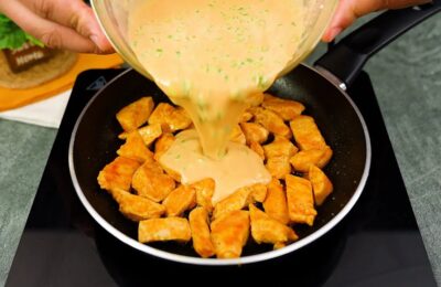 Frango Ao Molho Cremoso Com Requeijão E Ovo é Uma Receita Deliciosa E Rápida Para...