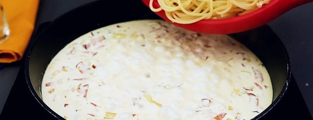 Macarrão Com Bacon E Molho Cremoso Branco é Fácil E Pronto Em Minutos! Receita Ideal...
