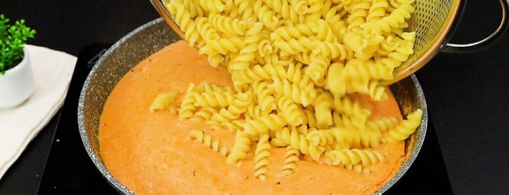 O Macarrão Cremoso Com Queijo Na Panela é Fácil, Prático E Delicioso! Receita Perfeita Para...