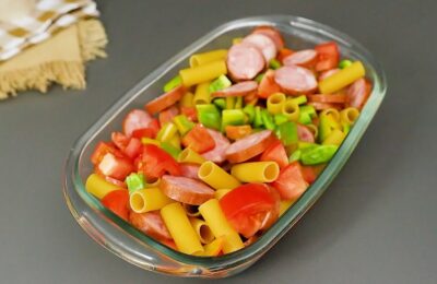 O Macarrão De Forno Com Calabresa Delicioso Cremoso é Uma Receita Rápida E Fácil Que...