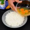 A Pizza De Arroz Sobrado Com Frango E Queijo é Uma Opção Fácil E Saborosa...