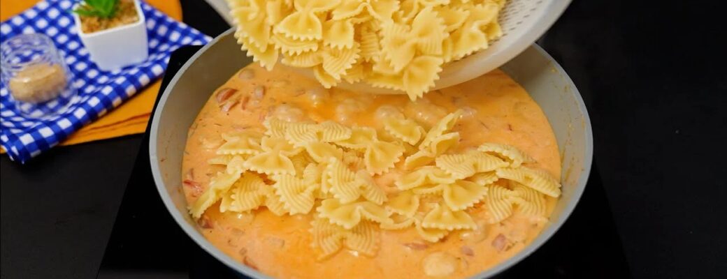 Receita Cremosa De Macarrão Com Linguiça E Queijo Transforma Seu Almoço Em Uma Explosão De...