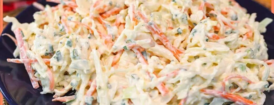 Receita De Salada De Repolho Com Frango Cremosa Deliciosa, Ideal Para O Almoço Em Família....