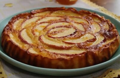 A Torta De Maçã Com Leite E Baunilha Fofinha é Fácil, Deliciosa E Derrete Na...